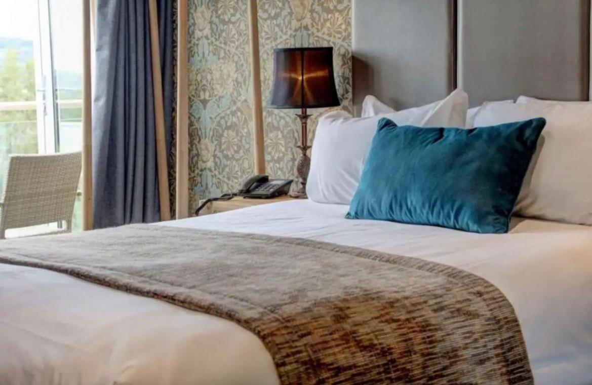 The New Hobbit Hotel Rooms Halifax Exteriör bild