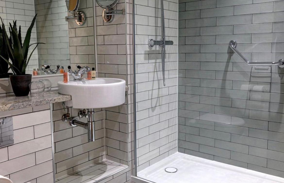 The New Hobbit Hotel Rooms Halifax Exteriör bild